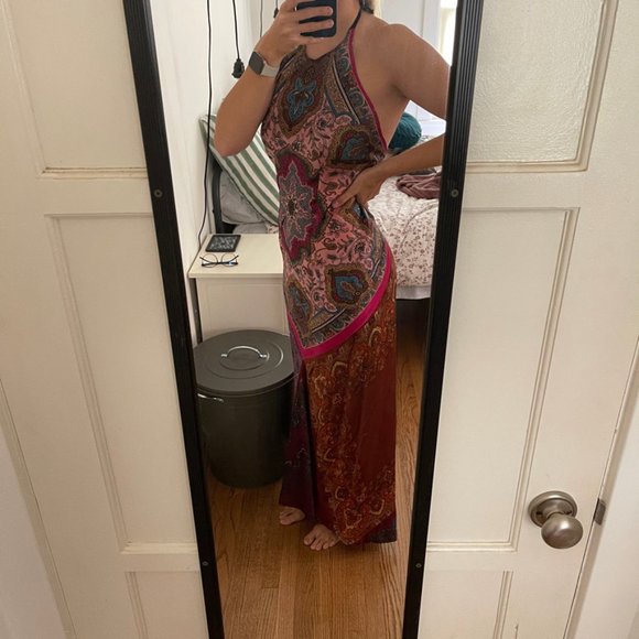 VINTAGE HANDMADE 100% SILK SCARF HALTER MAXI DRESS - Picture 6 of 7